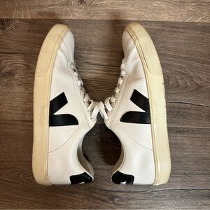 Veja Campo Sneakers size 5 GUC